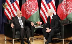 غنی به پنس:  جنگ افغانستان، دیگر جنگ امریکا نیست