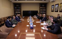 امریکا با مشاور امنیت ملی افغانستان قطع ارتباط می‌کند