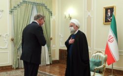 روحانی:  ایران و پاکستان در روند صلح افغانستان نقش خود را ایفا کنند